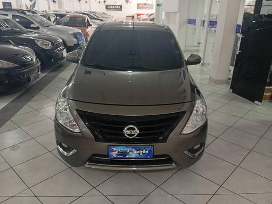 NISSAN VERSA 1.6 16V FLEXSTART SL 4P XTRONIC NISSAN VERSA 1.6 16V FLEXSTART SL 4P XTRONIC